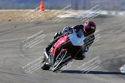 media/Jan-09-2022-SoCal Trackdays (Sun) [[2b1fec8404]]/Turns 9 and 8 (920am)/